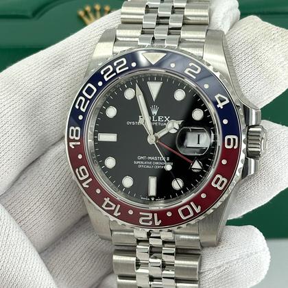 Rolex GMT-Master II Unworn 2026 / 126710BLRO - New style box - View 3