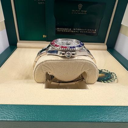 Rolex GMT-Master II Like New 2024 Superman | Full Set | Meteorite White Gold - View 4